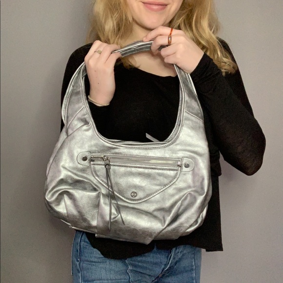 simply vera wang sidekick satchel